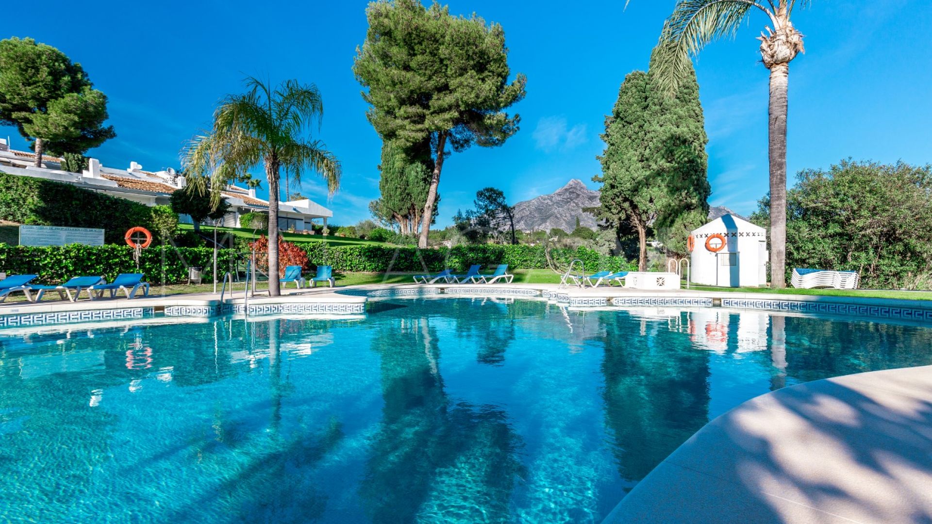For sale Los Dragos ground floor apartment with 2 bedrooms