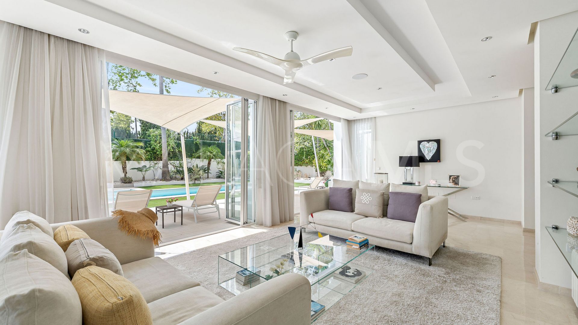 5 bedrooms villa for sale in Guadalmina Alta