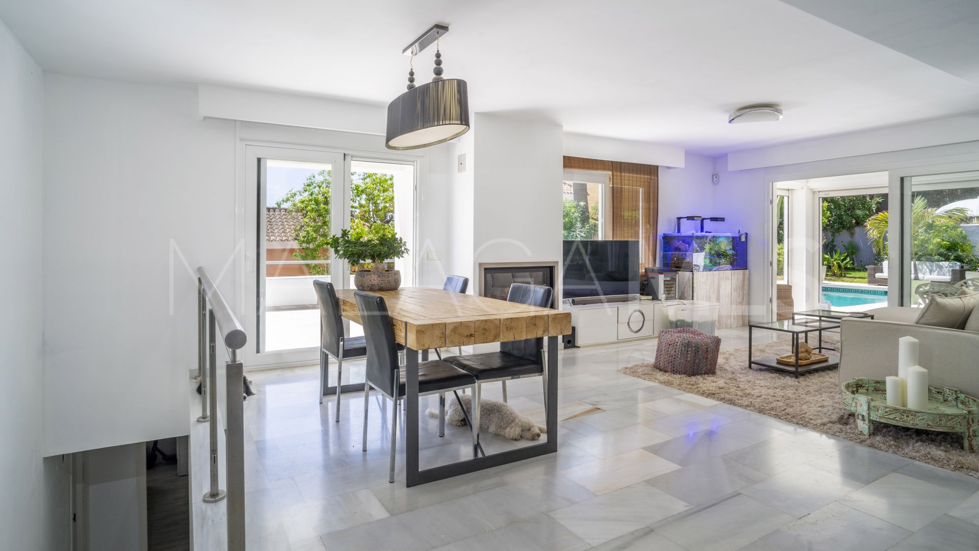 Villa for sale in Los Naranjos Hill Club