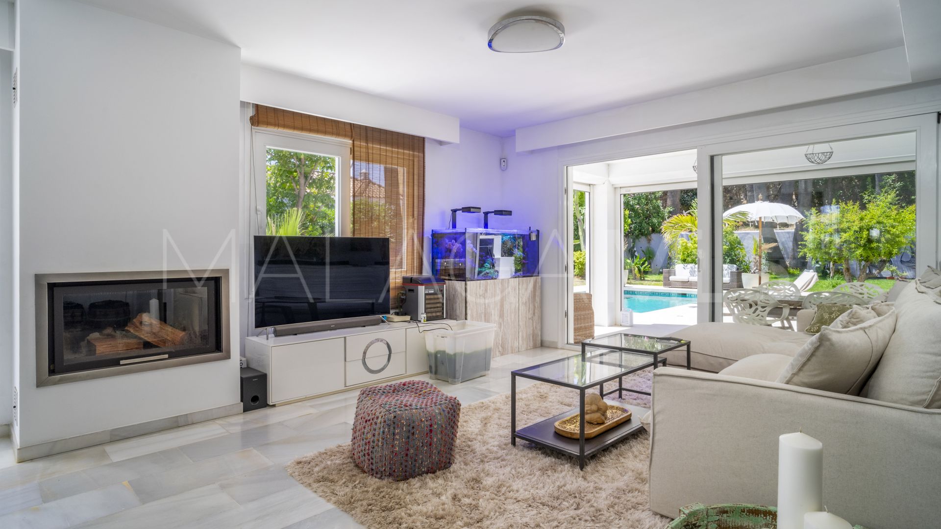 Villa for sale in Los Naranjos Hill Club