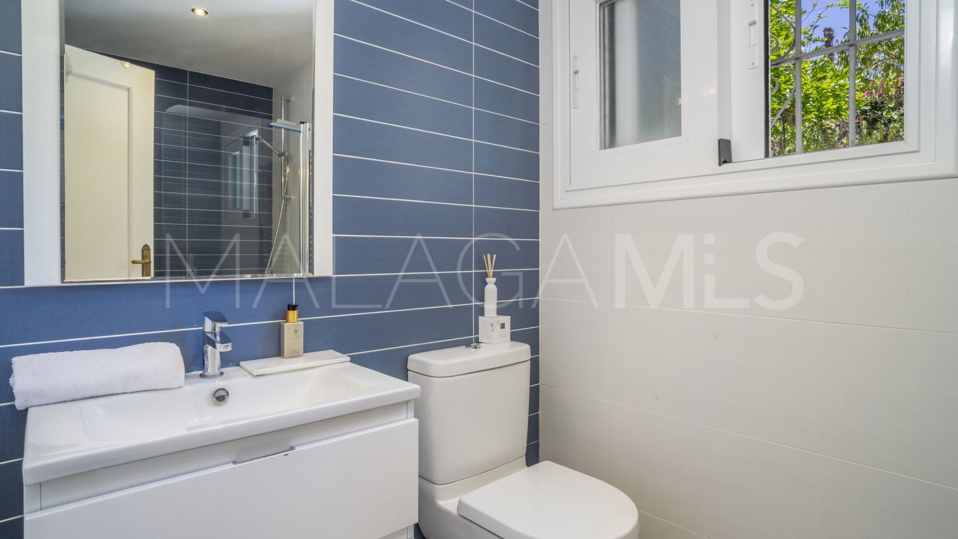 Villa for sale in Los Naranjos Hill Club