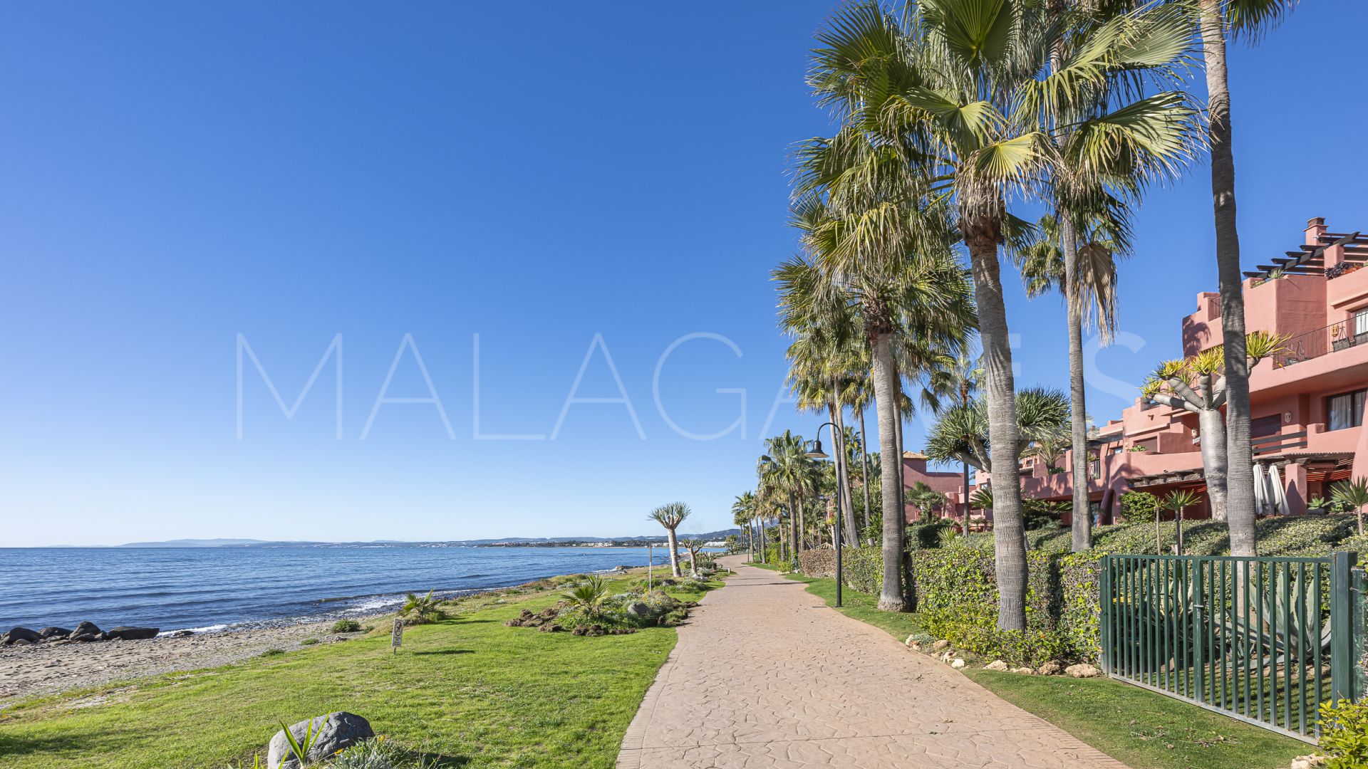 Menara Beach ground floor apartment for sale