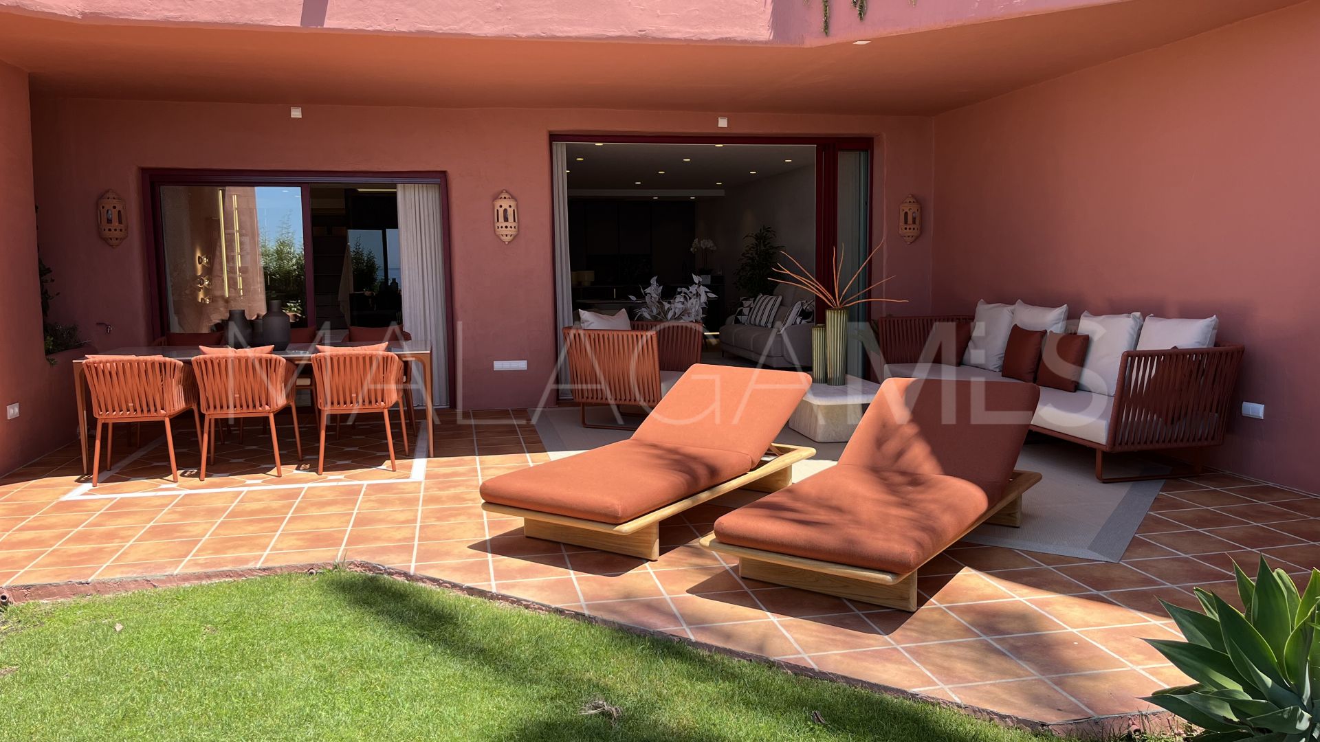 Menara Beach ground floor apartment for sale