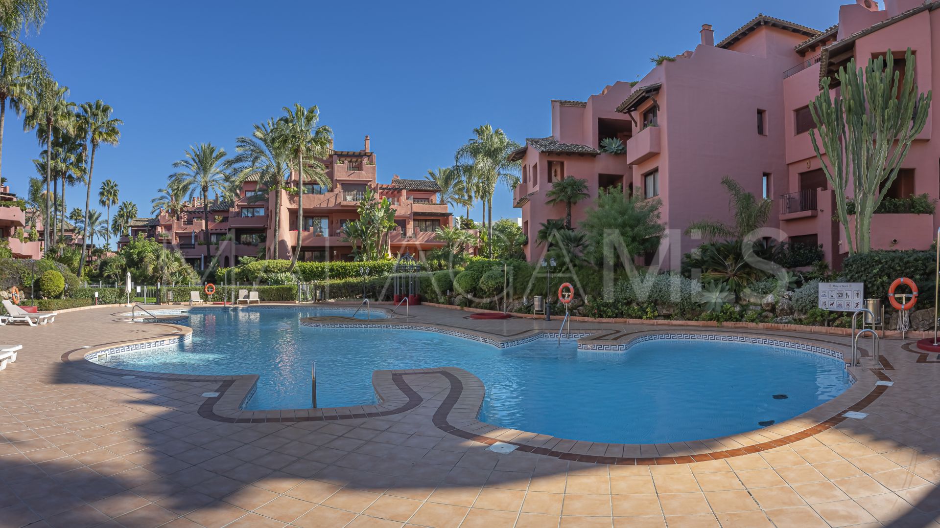 Menara Beach ground floor apartment for sale