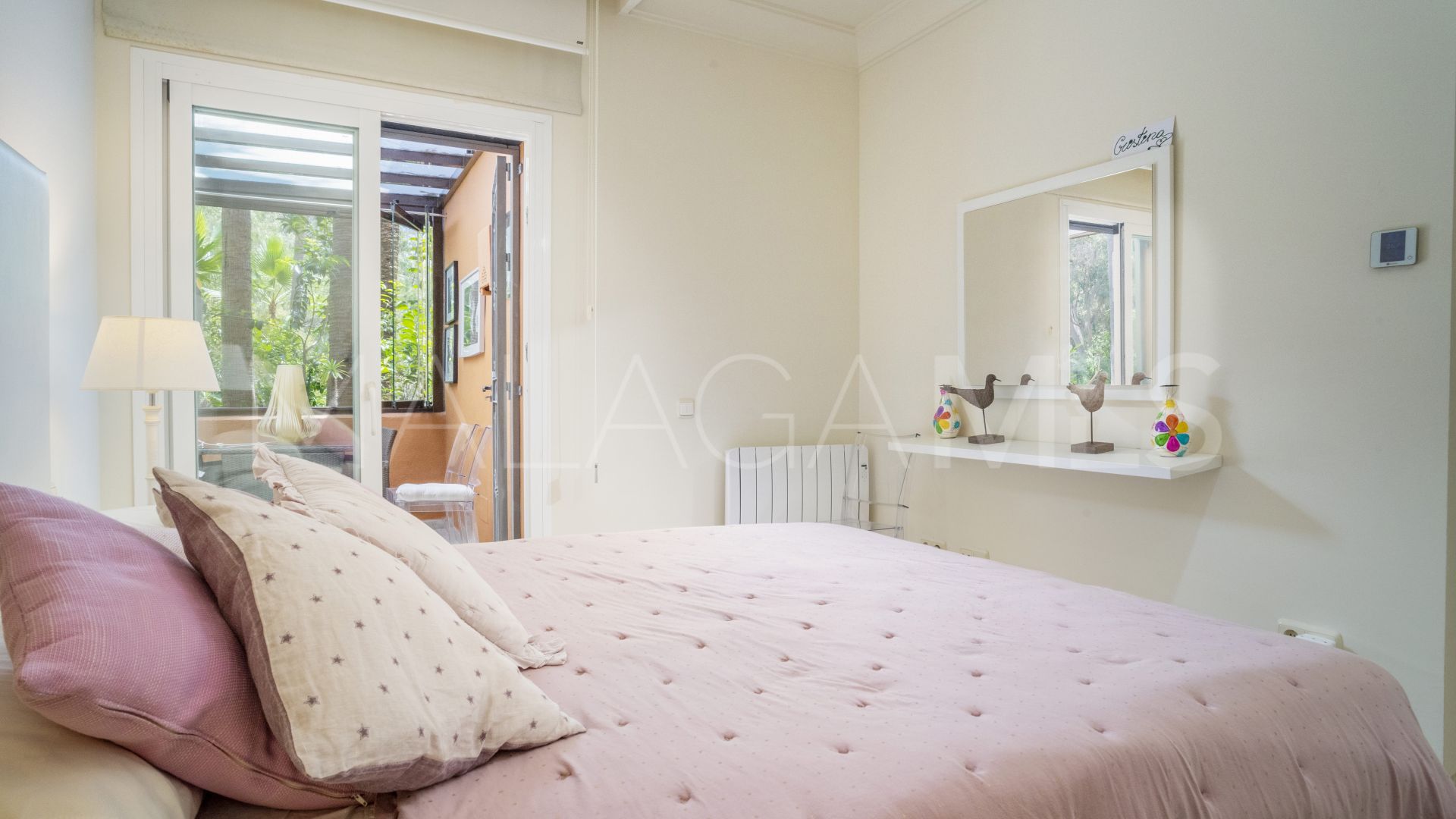For sale 3 bedrooms ground floor apartment in Alminar de Marbella