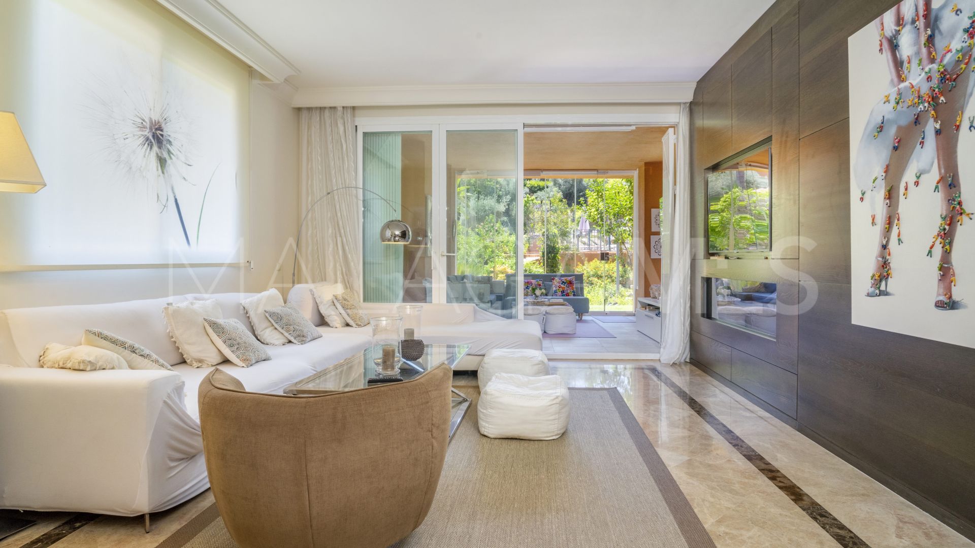 For sale 3 bedrooms ground floor apartment in Alminar de Marbella