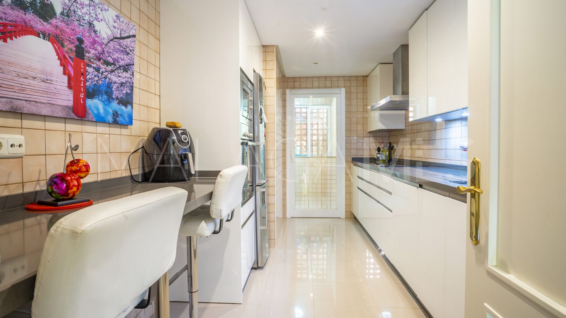 For sale 3 bedrooms ground floor apartment in Alminar de Marbella