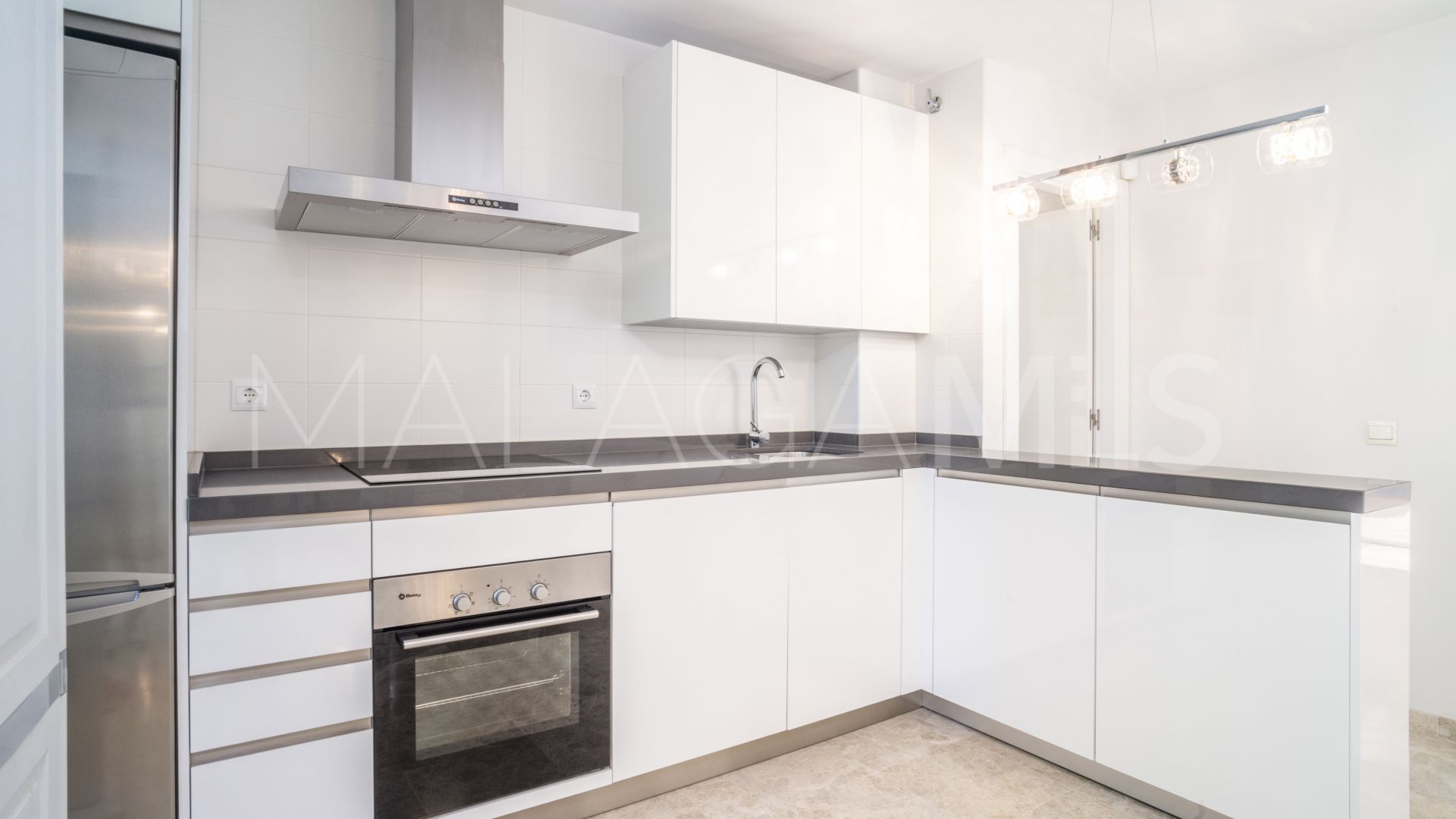 2 bedrooms ground floor apartment for sale in Los Naranjos de Marbella