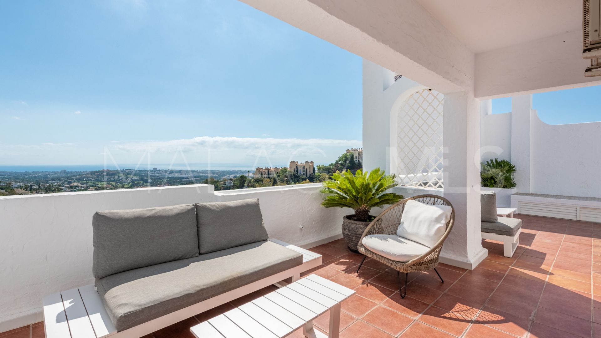 Las Colinas de Marbella, atico duplex de 3 bedrooms for sale