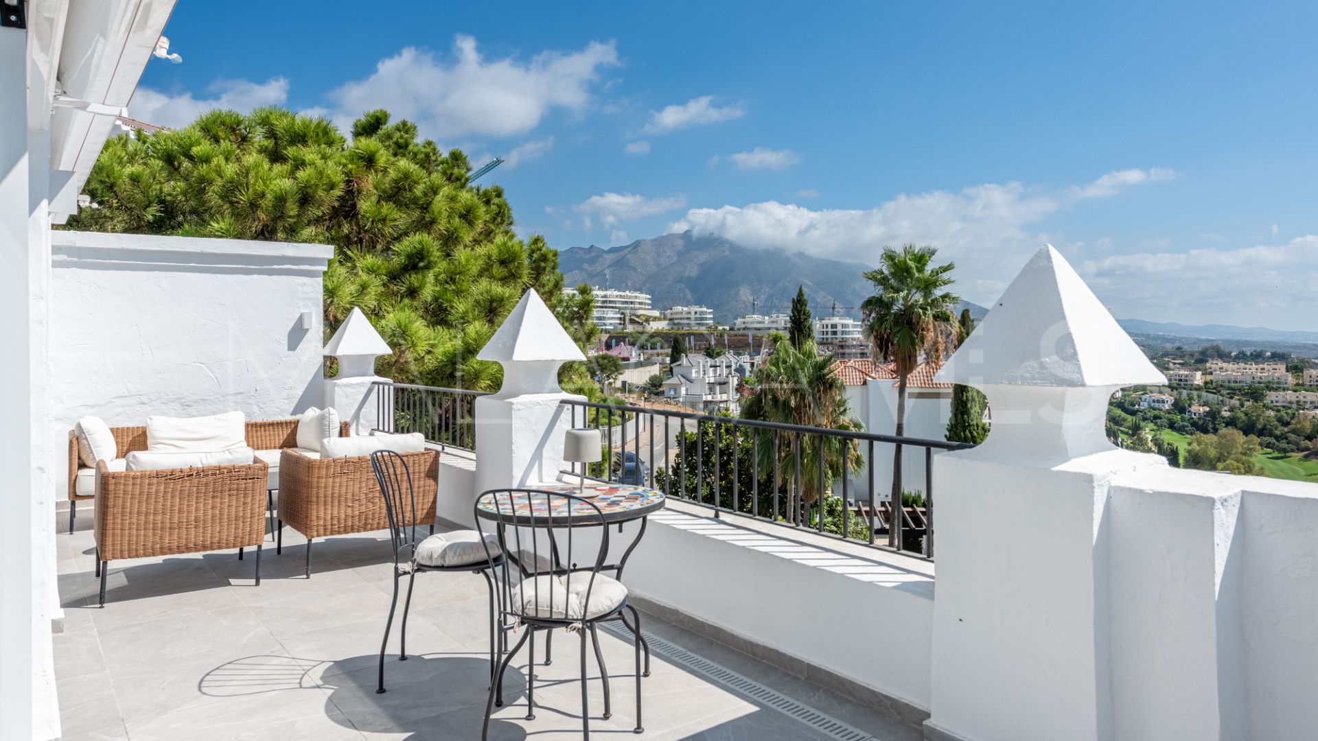 Las Colinas de Marbella, atico duplex de 3 bedrooms for sale