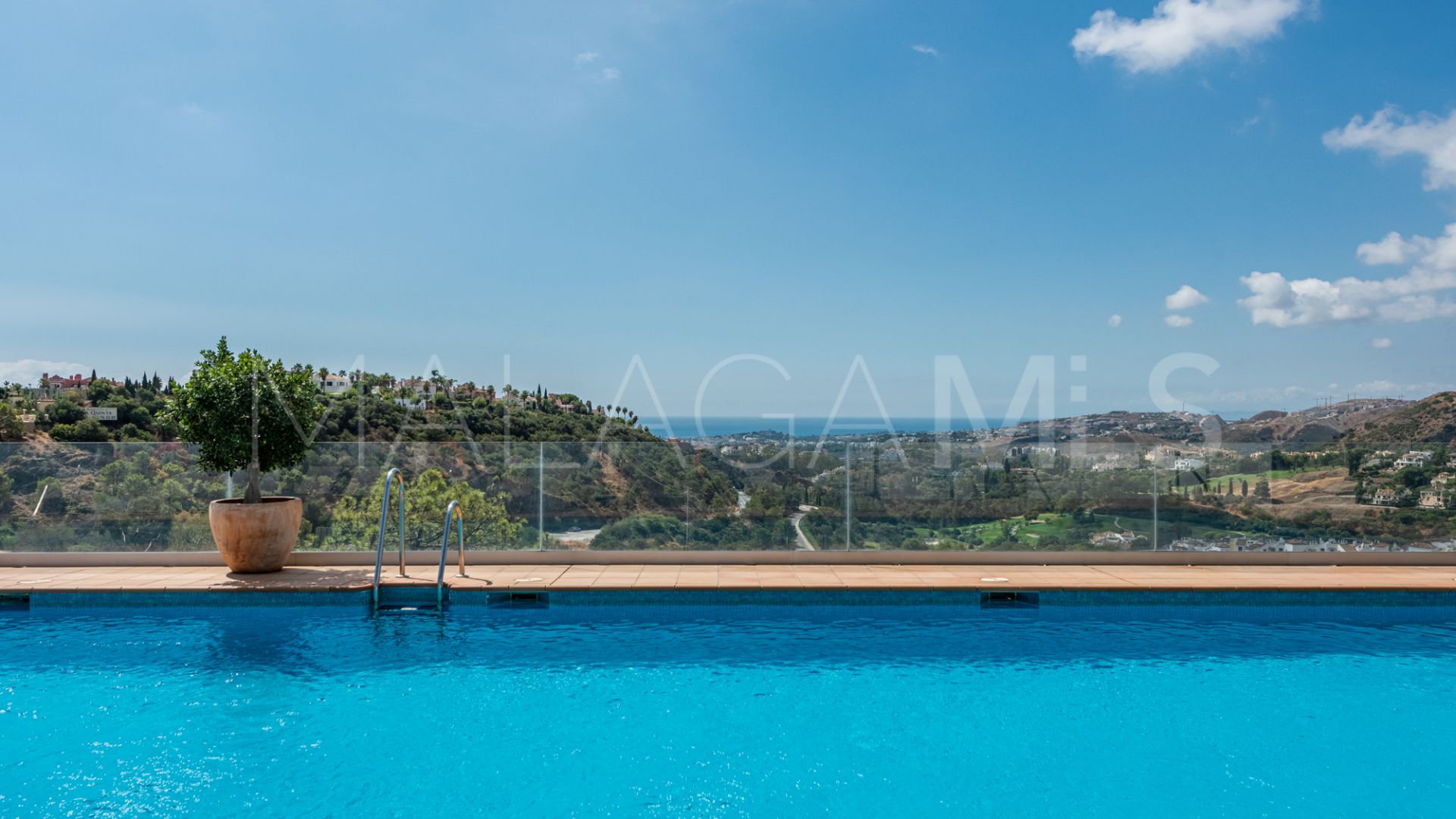 Las Colinas de Marbella, atico duplex de 3 bedrooms for sale