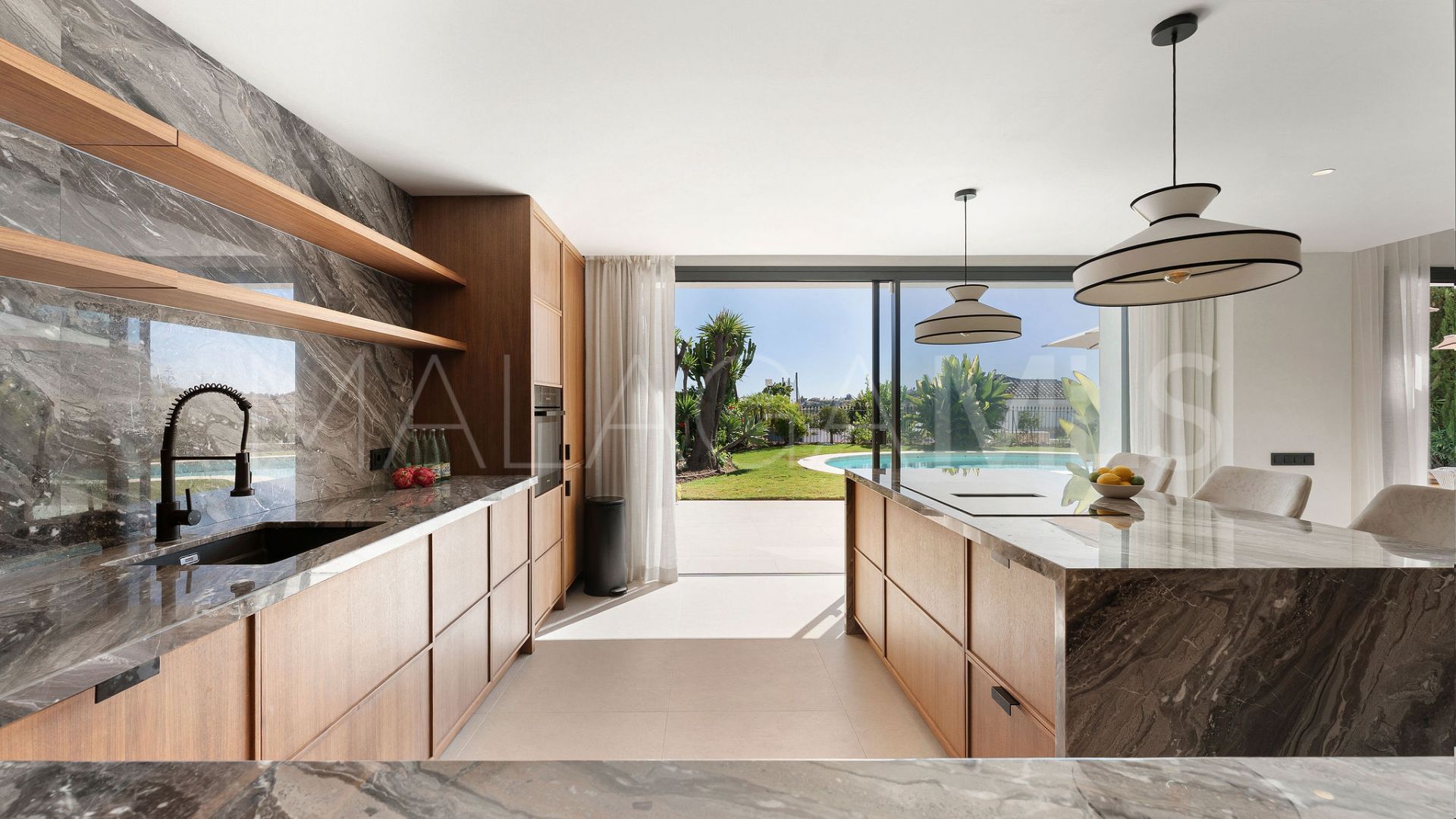 Villa for sale in Los Naranjos