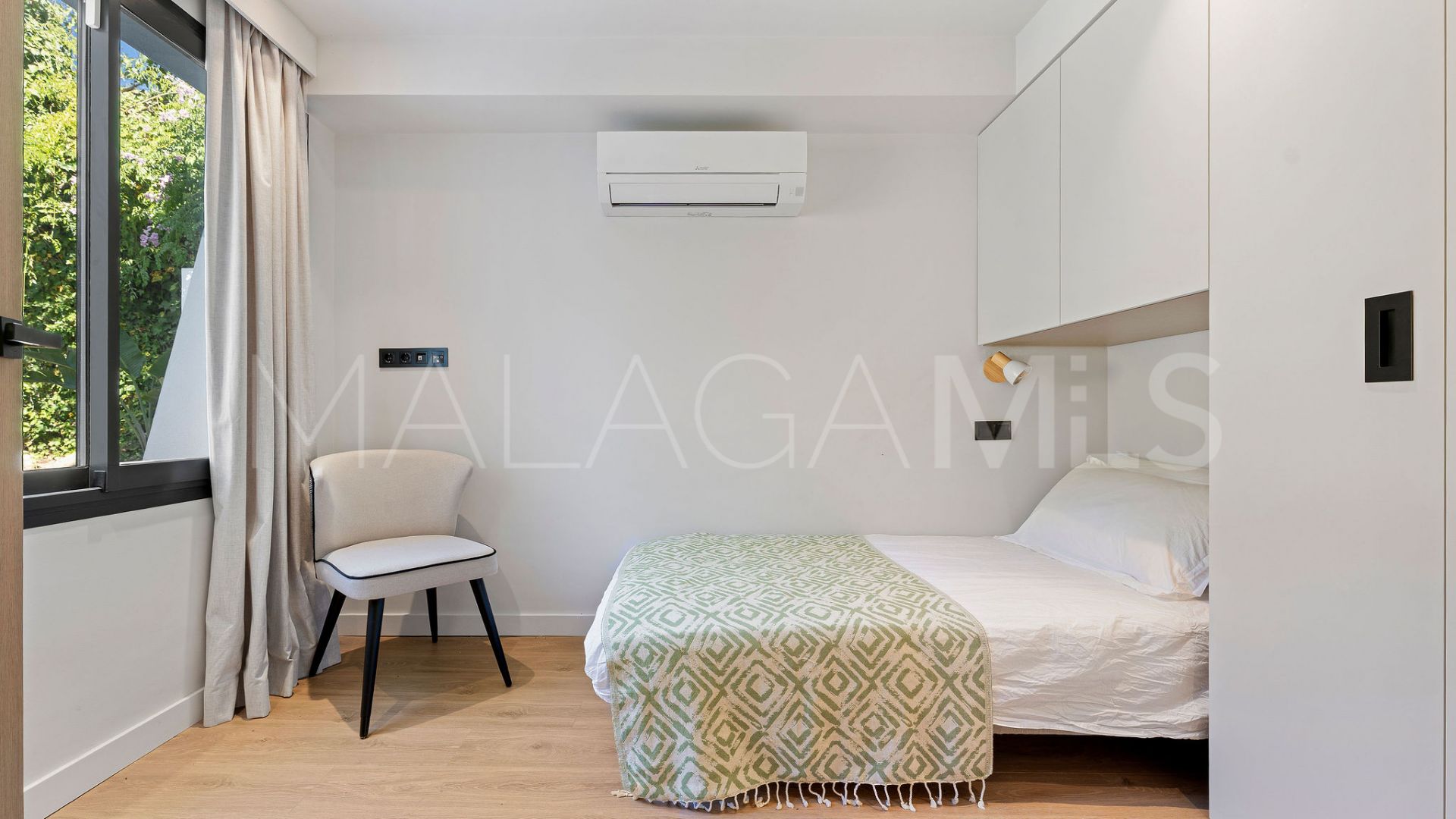 Villa for sale in Los Naranjos