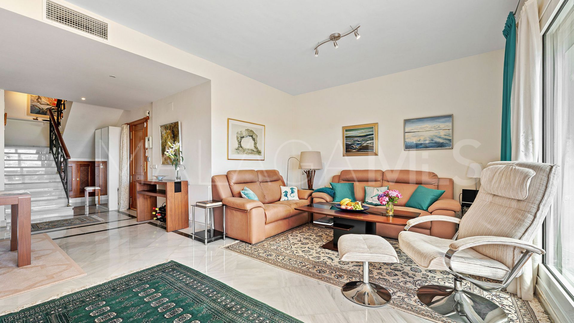 Duplex penthouse for sale in Aloha Mirasierra