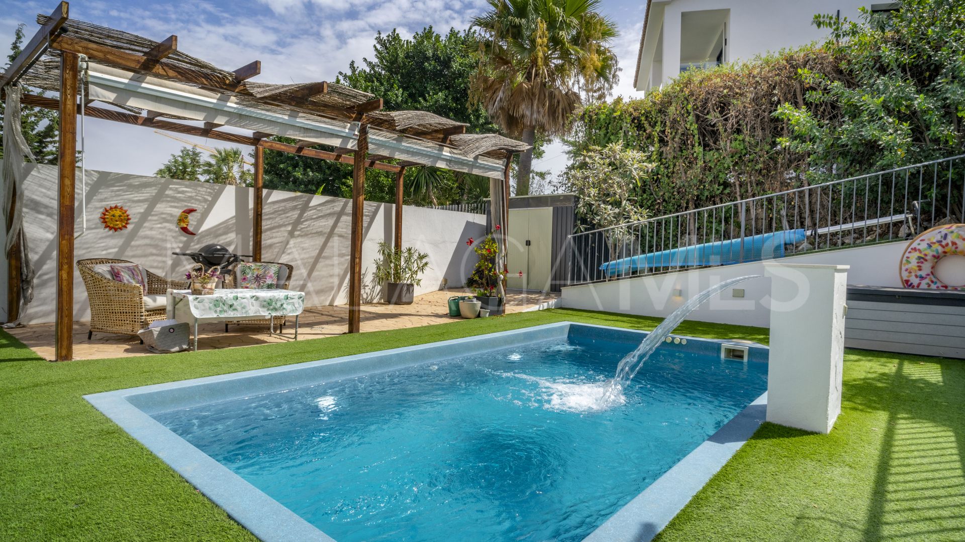 Villa for sale in La Campana