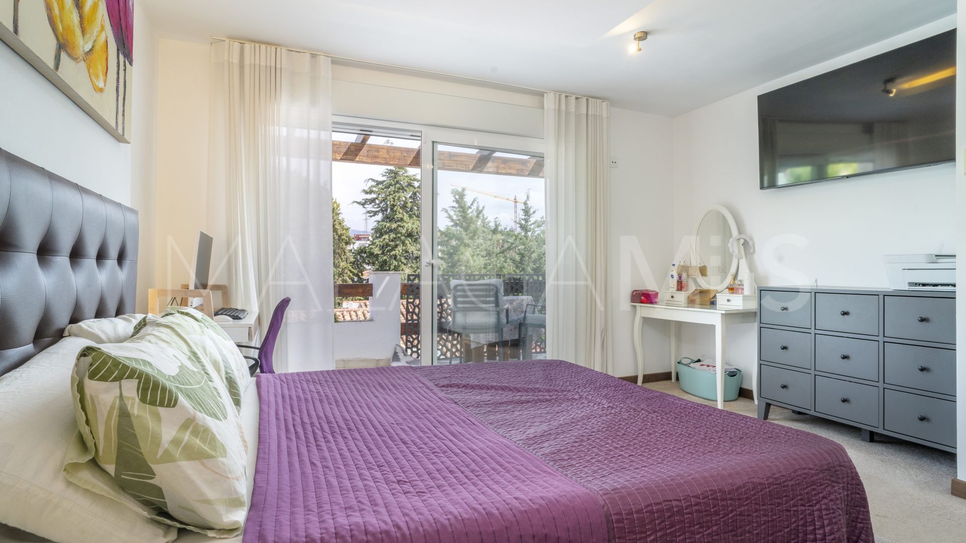 Villa for sale in La Campana