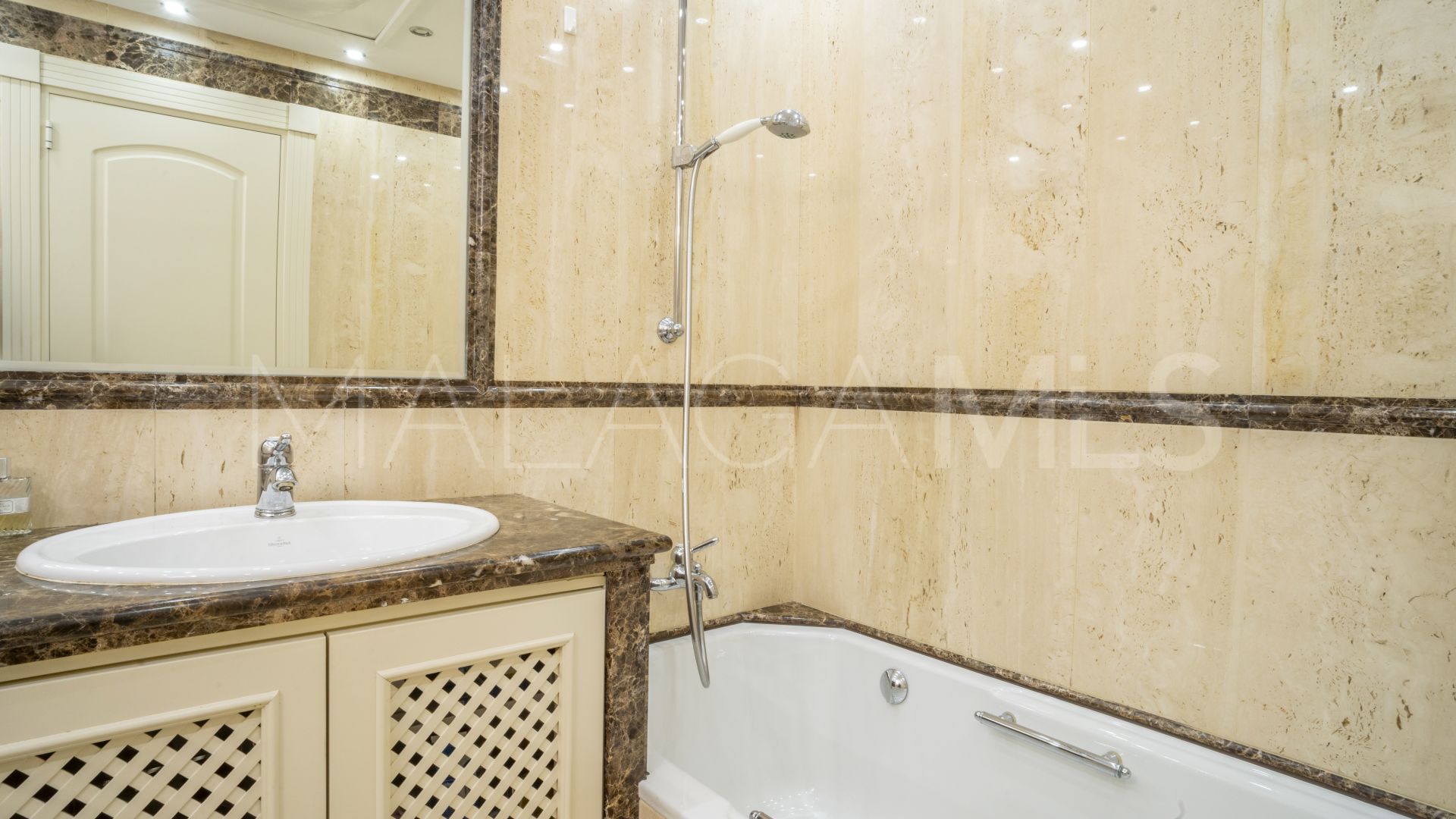 Ground floor apartment with 2 bedrooms for sale in Casa Nova