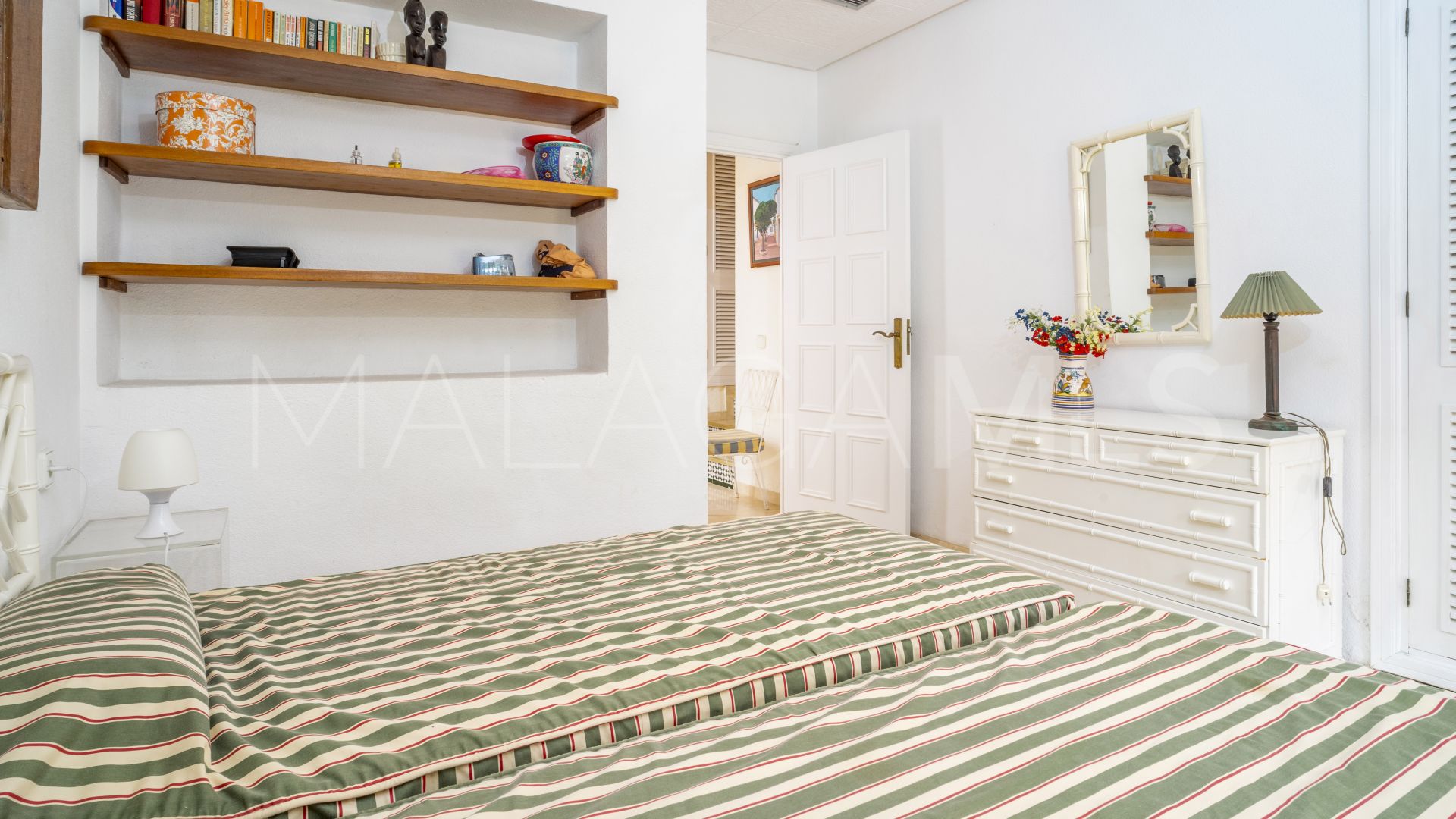 Erdgeschosswohnung for sale in Le Village