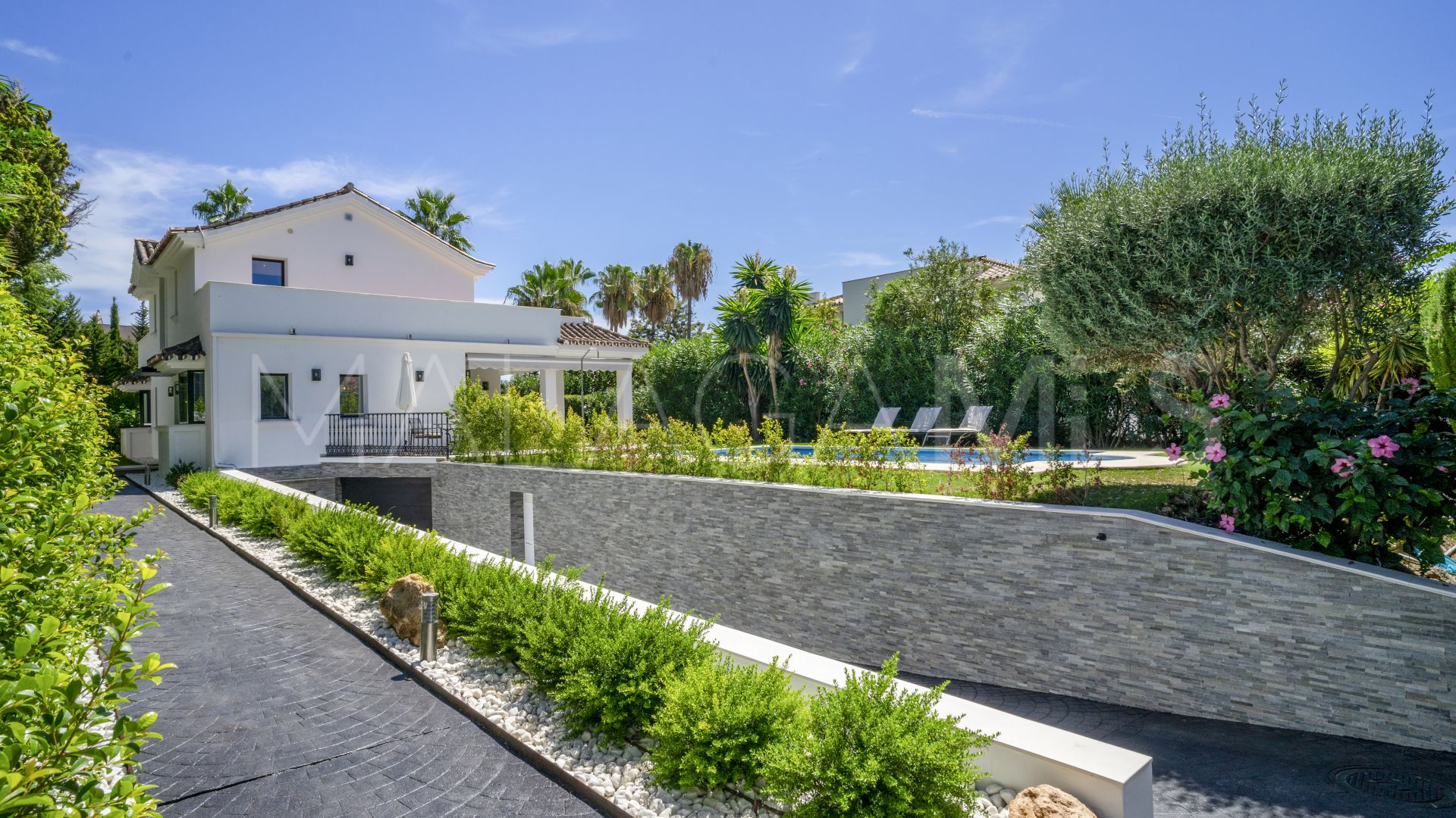 Villa for sale in Supermanzana H