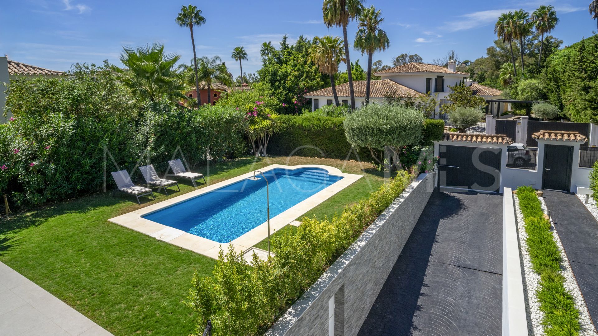 Villa for sale in Supermanzana H