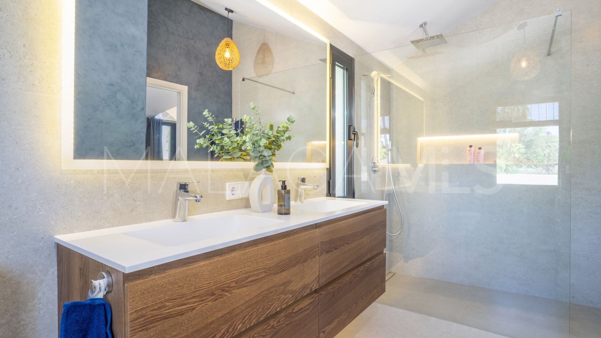 Villa for sale in Supermanzana H