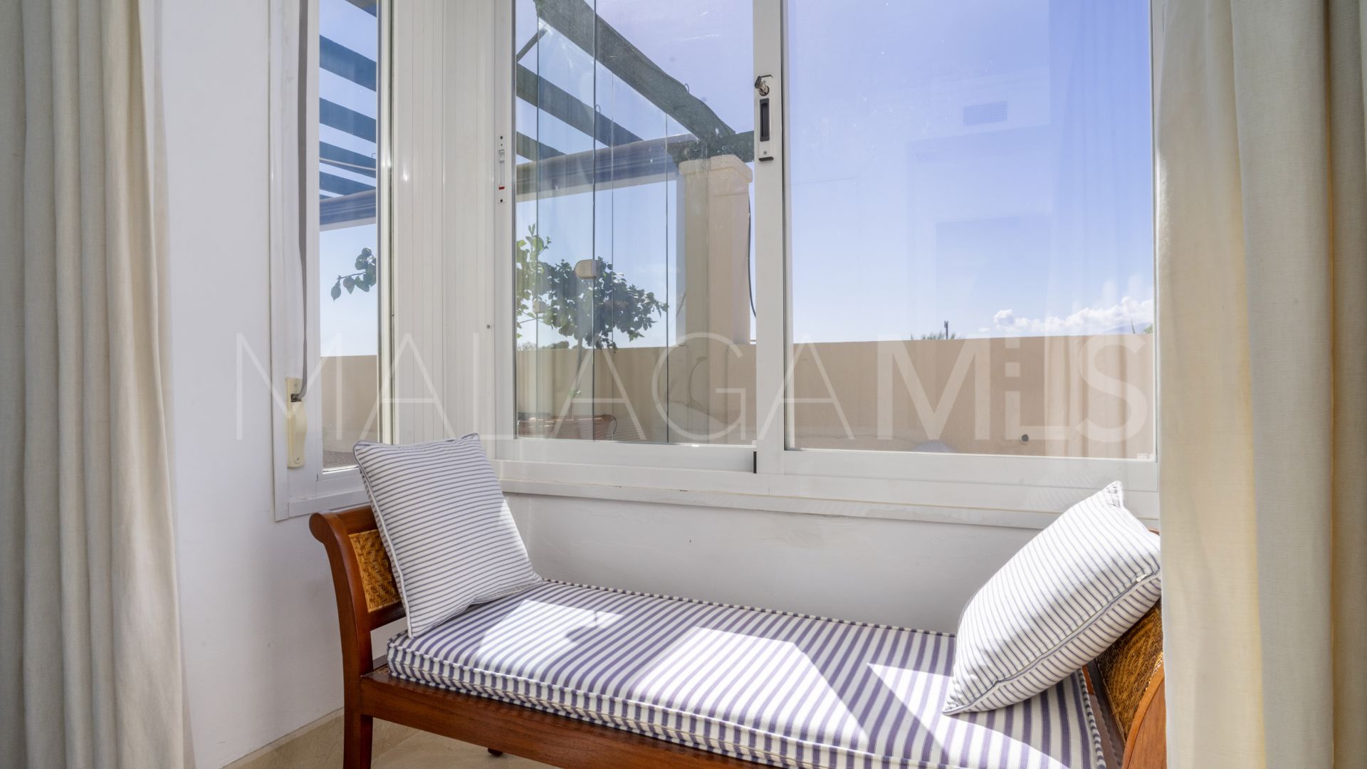 For sale penthouse with 3 bedrooms in Lorcrimar