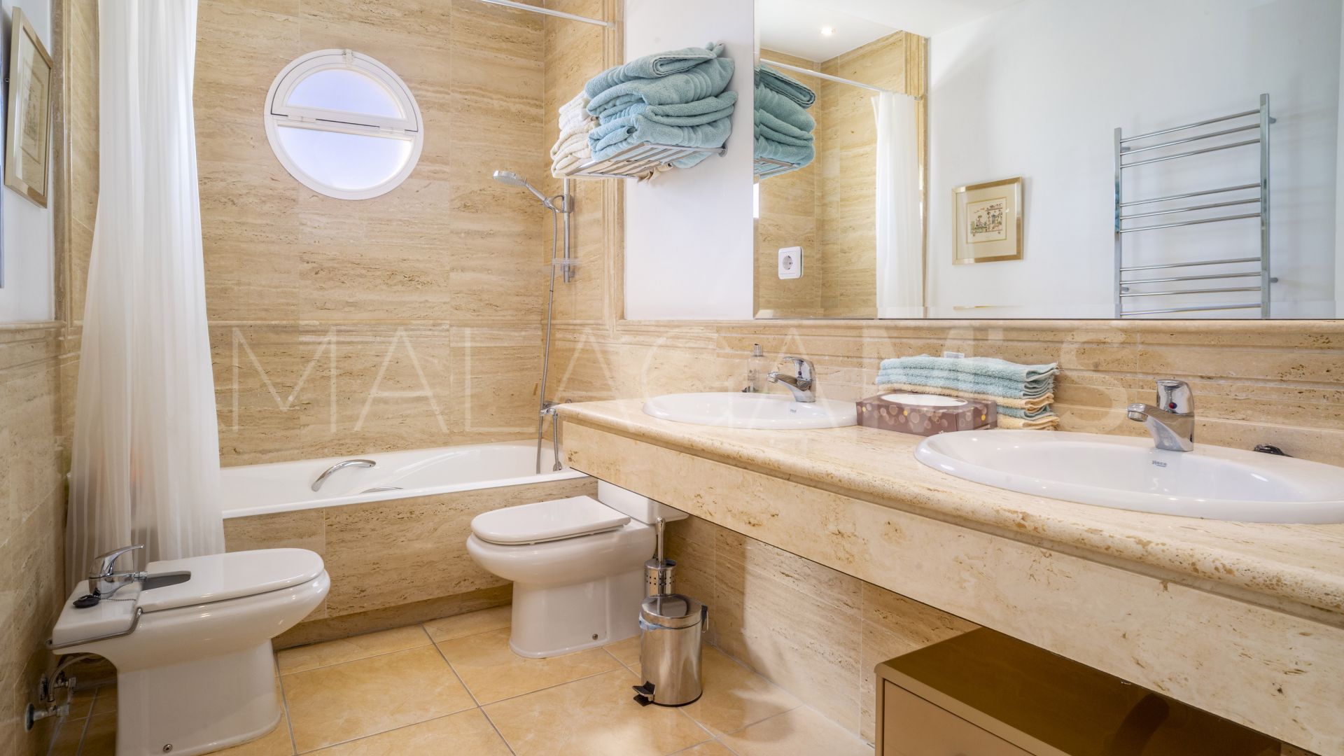For sale penthouse with 3 bedrooms in Lorcrimar