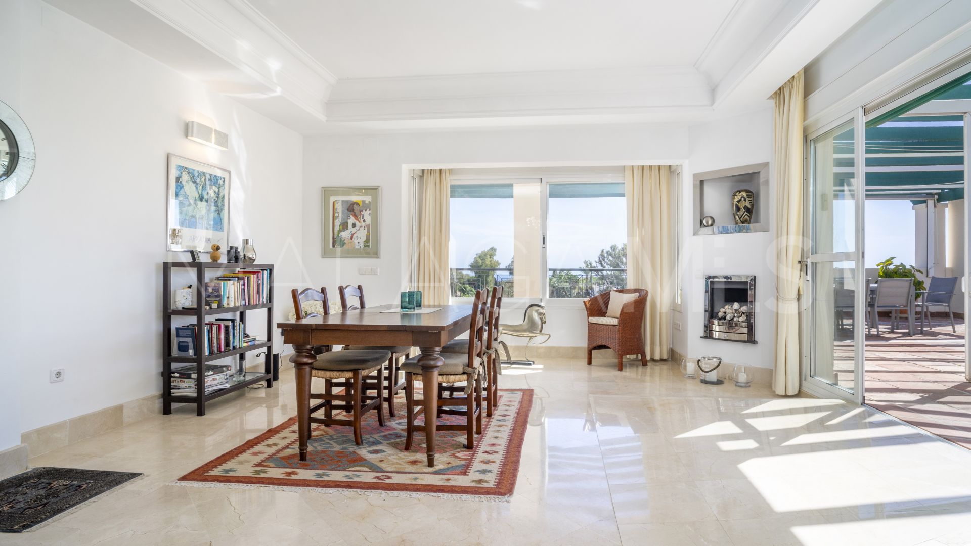 For sale penthouse with 3 bedrooms in Lorcrimar
