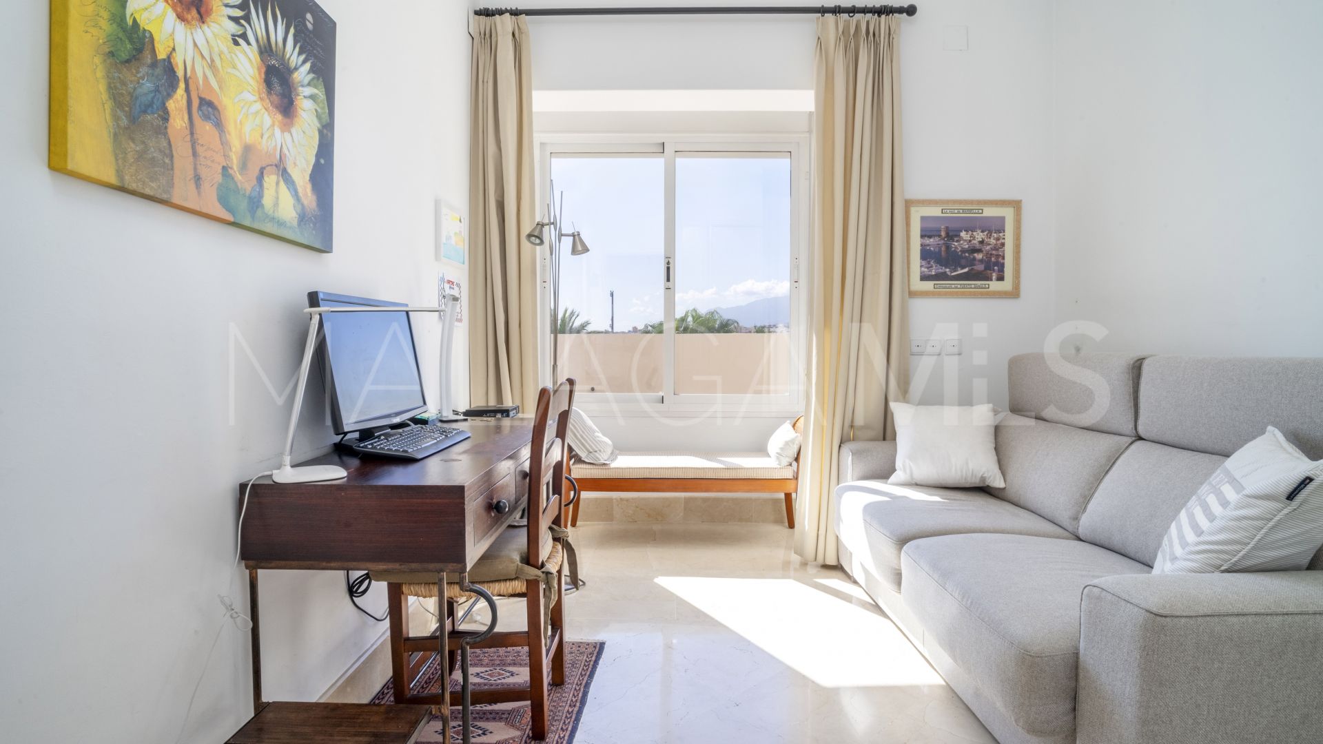 For sale penthouse with 3 bedrooms in Lorcrimar