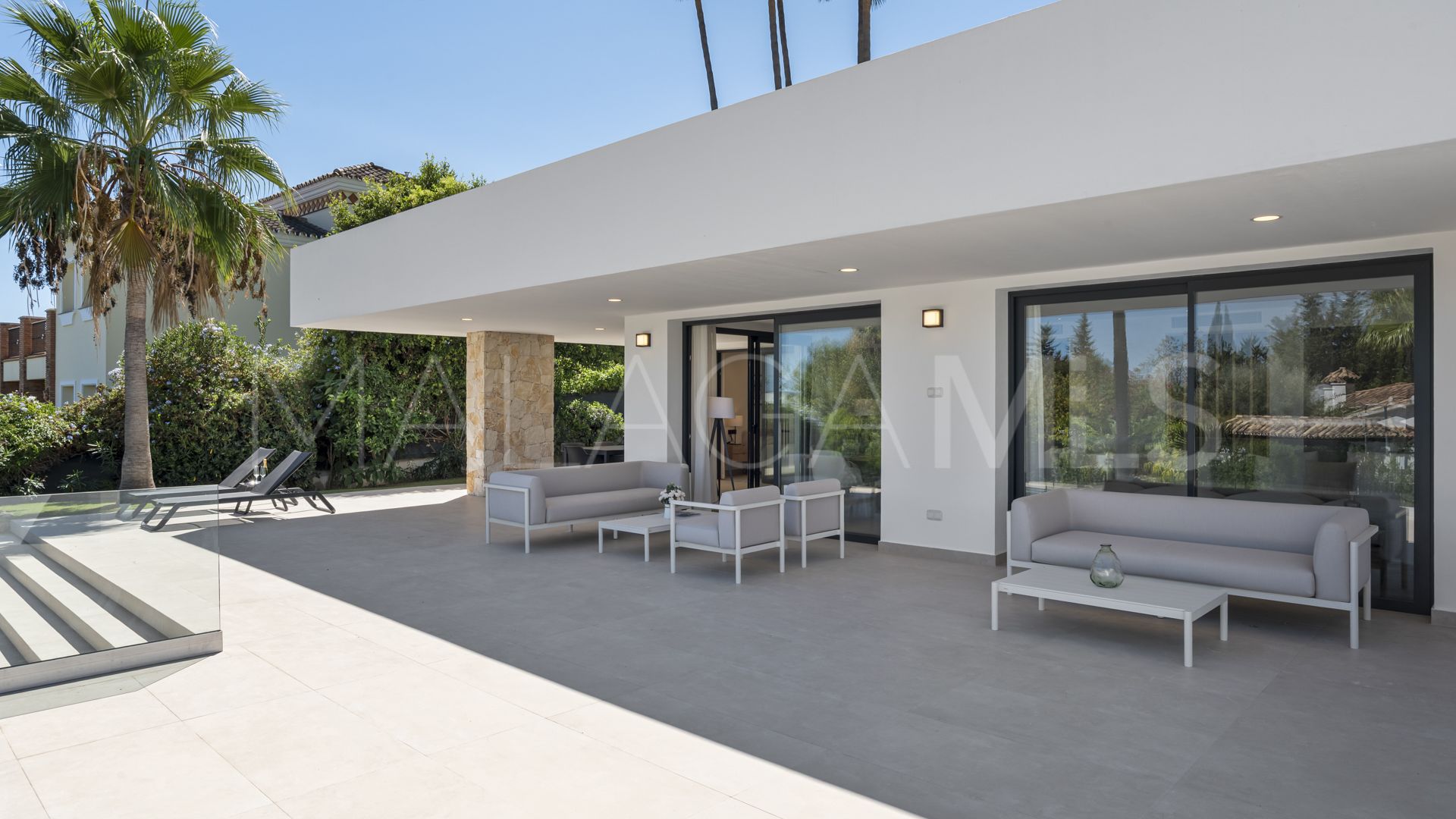 Villa for sale in Guadalmina Alta