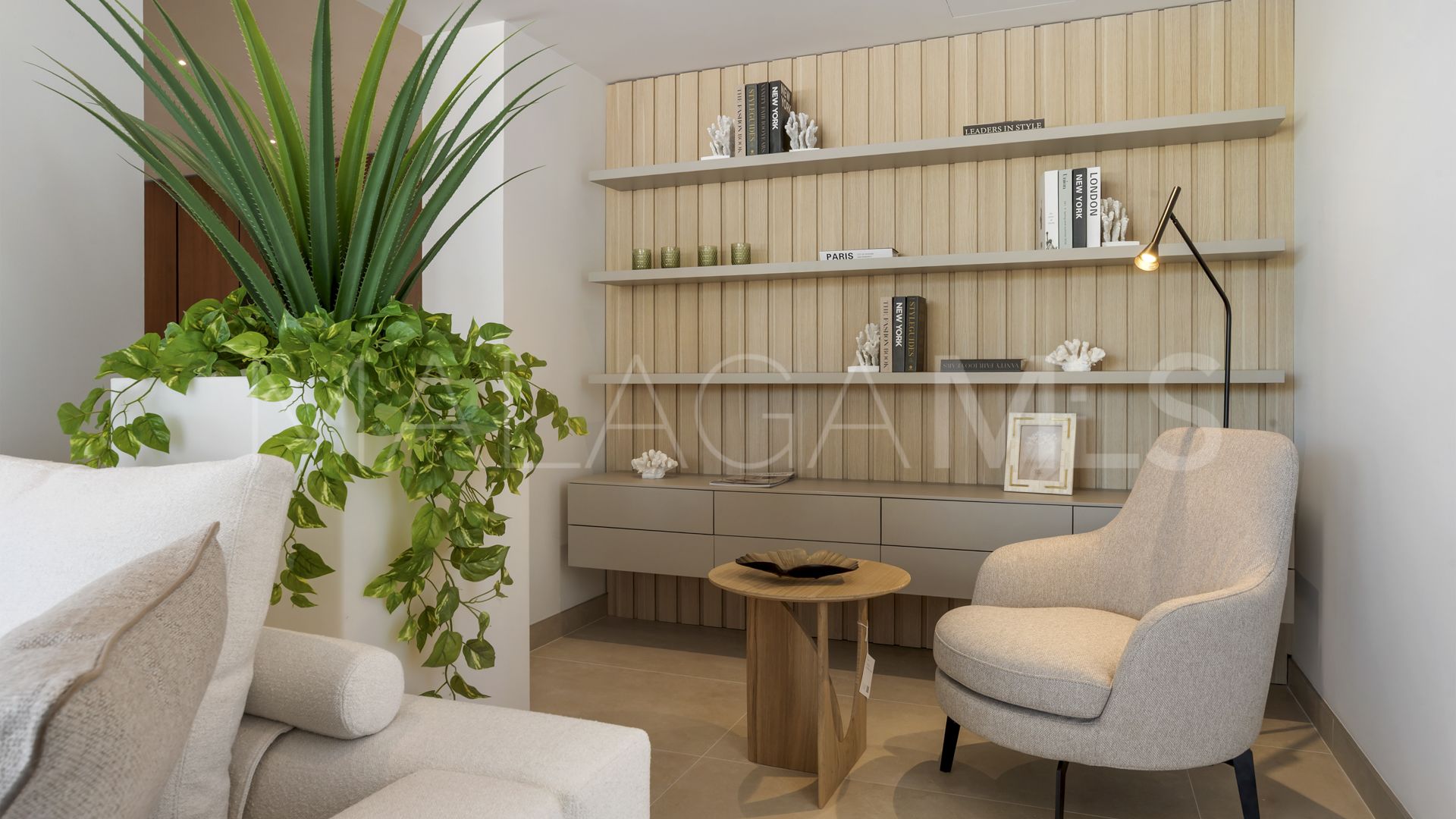 Villa for sale in Guadalmina Alta