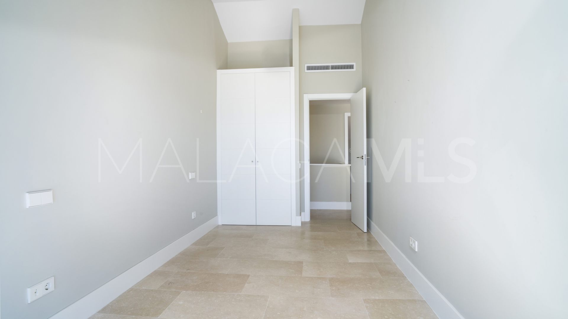 For sale 2 bedrooms duplex penthouse in Ocean Hills