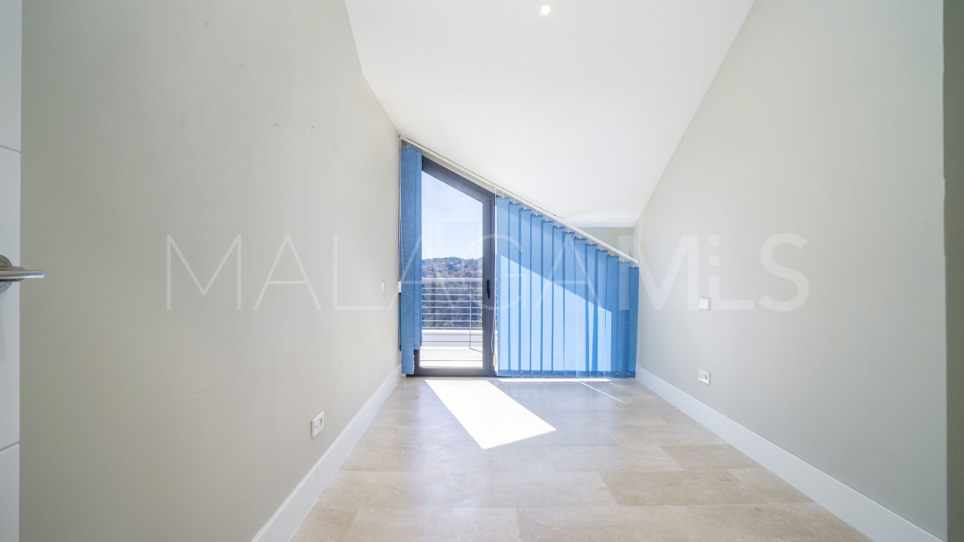 For sale 2 bedrooms duplex penthouse in Ocean Hills
