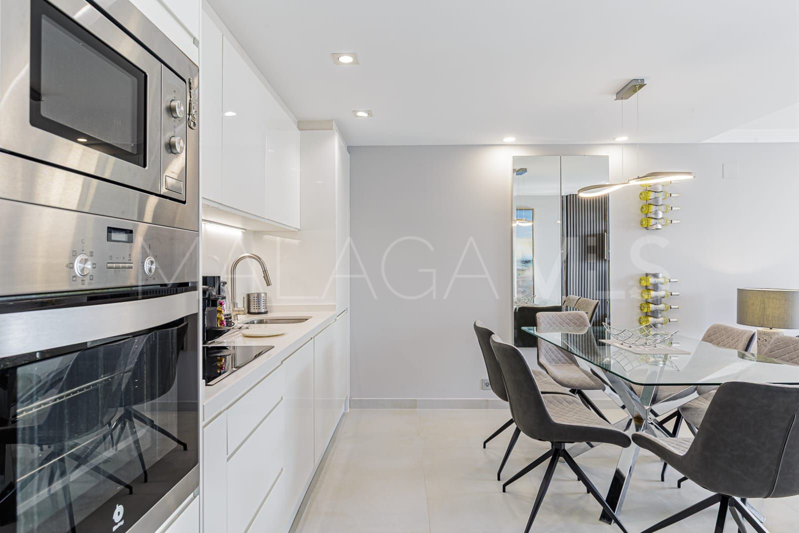 Buy penthouse in Terrazas del Rodeo with 3 bedrooms