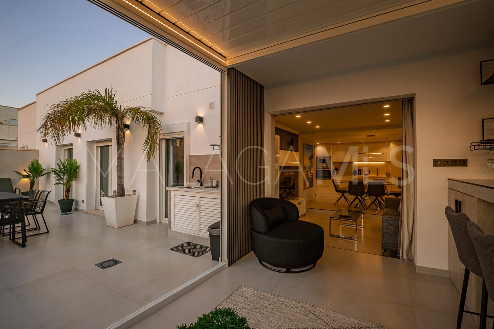 Buy penthouse in Terrazas del Rodeo with 3 bedrooms