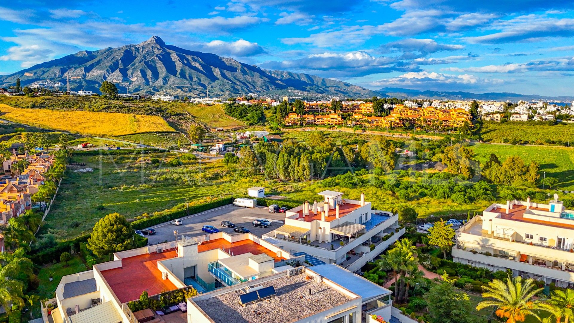 Buy penthouse in Terrazas del Rodeo with 3 bedrooms