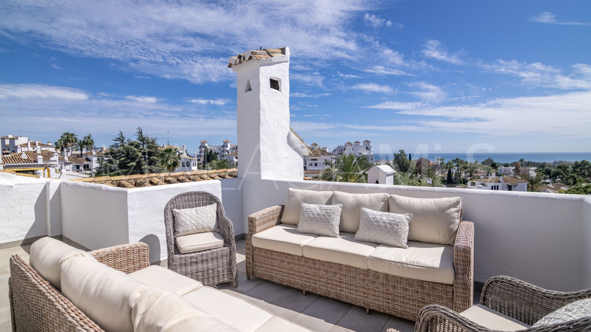 Duplex penthouse for sale in Aldea Blanca