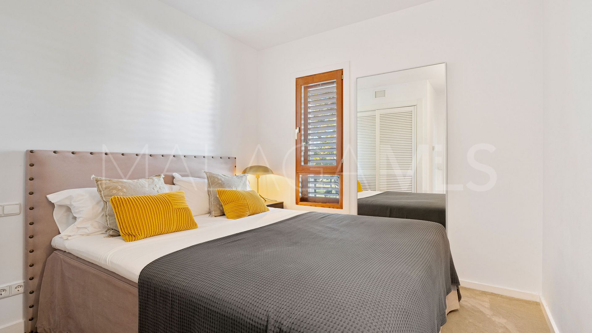 5 bedrooms duplex penthouse in Alcores del Golf for sale
