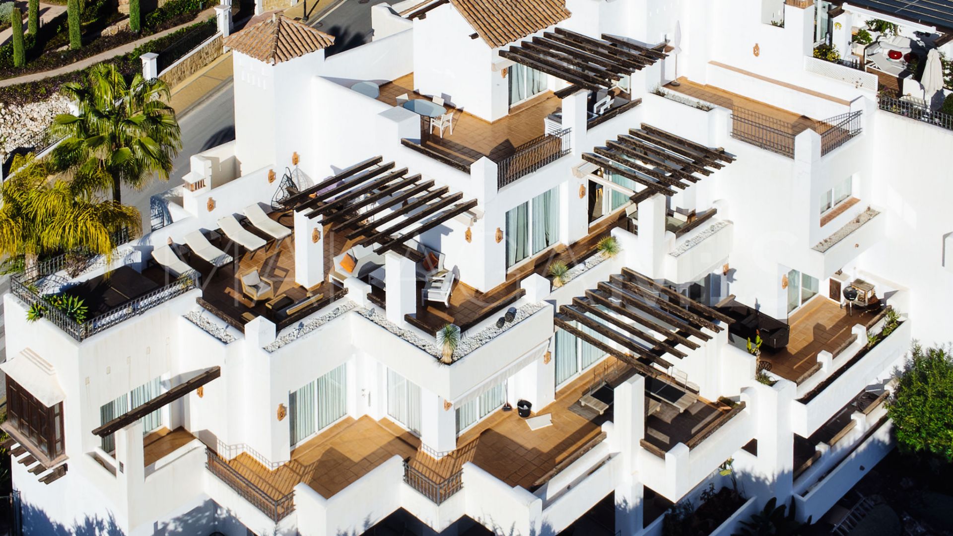 Duplex penthouse for sale in Las Tortugas de Aloha