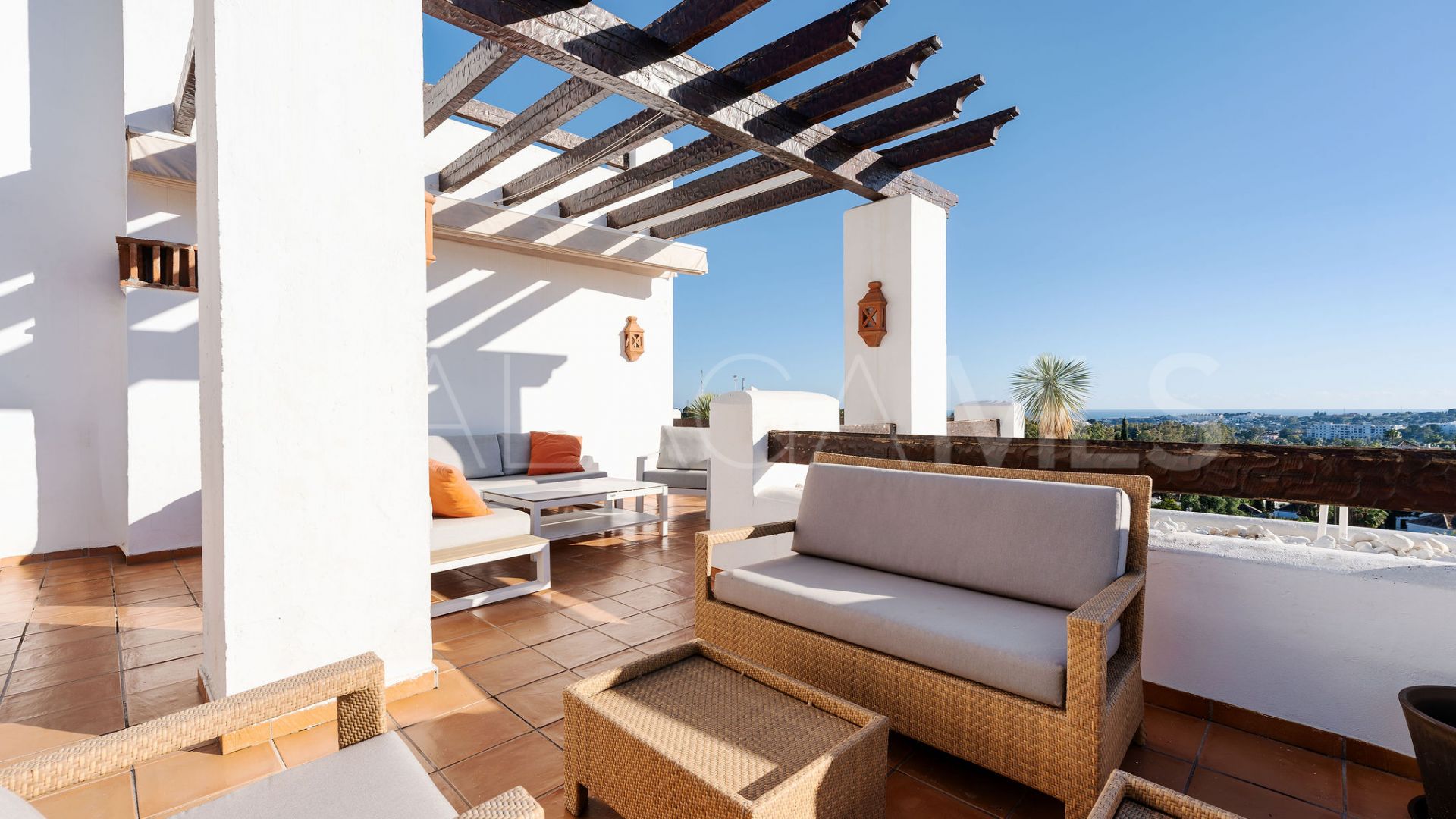 Duplex penthouse for sale in Las Tortugas de Aloha