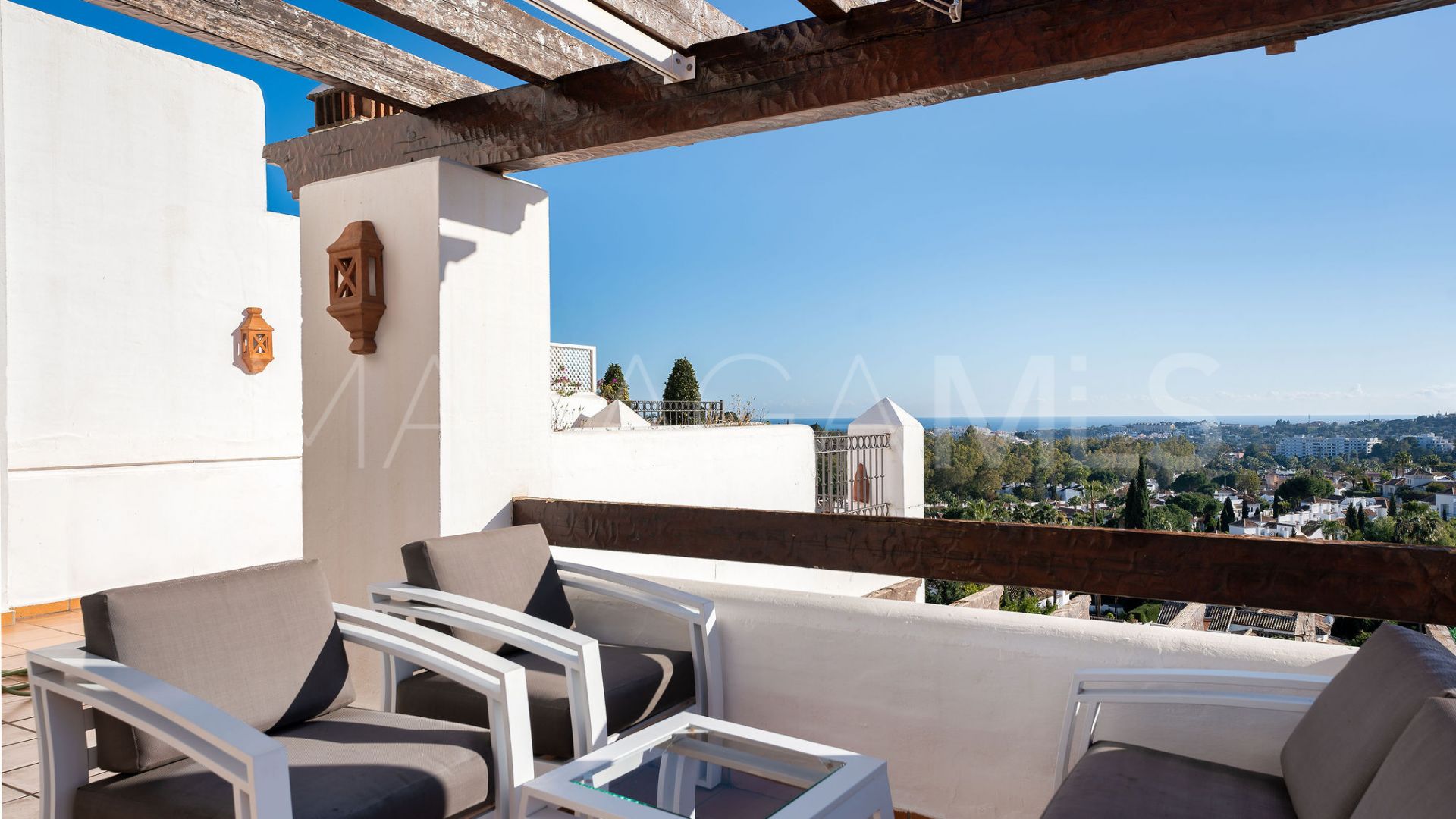 Duplex penthouse for sale in Las Tortugas de Aloha