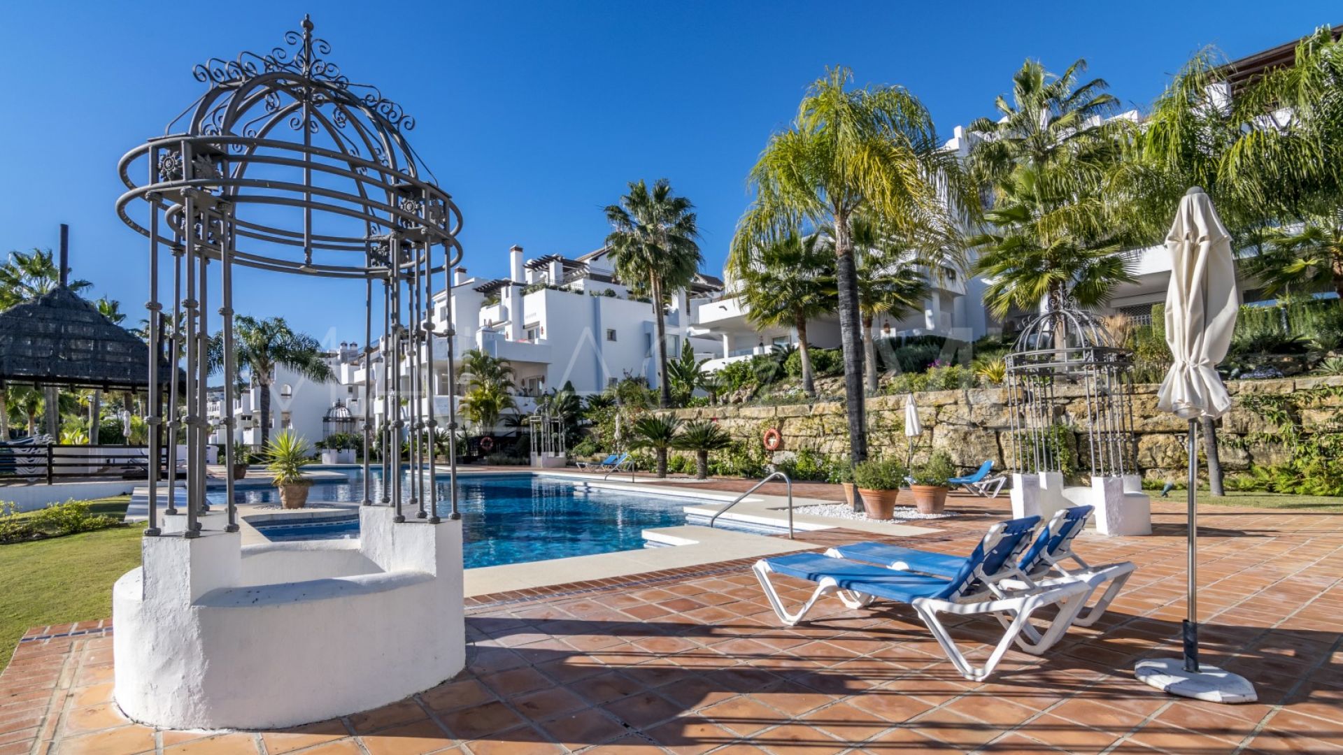 Duplex penthouse for sale in Las Tortugas de Aloha