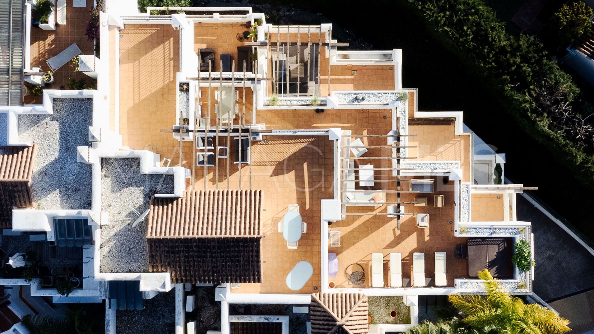 Duplex penthouse for sale in Las Tortugas de Aloha