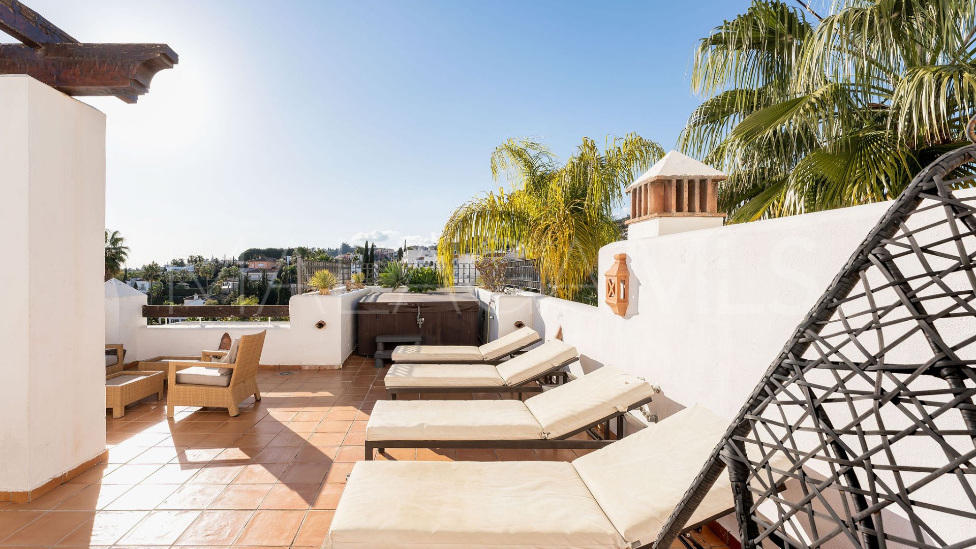 Duplex penthouse for sale in Las Tortugas de Aloha