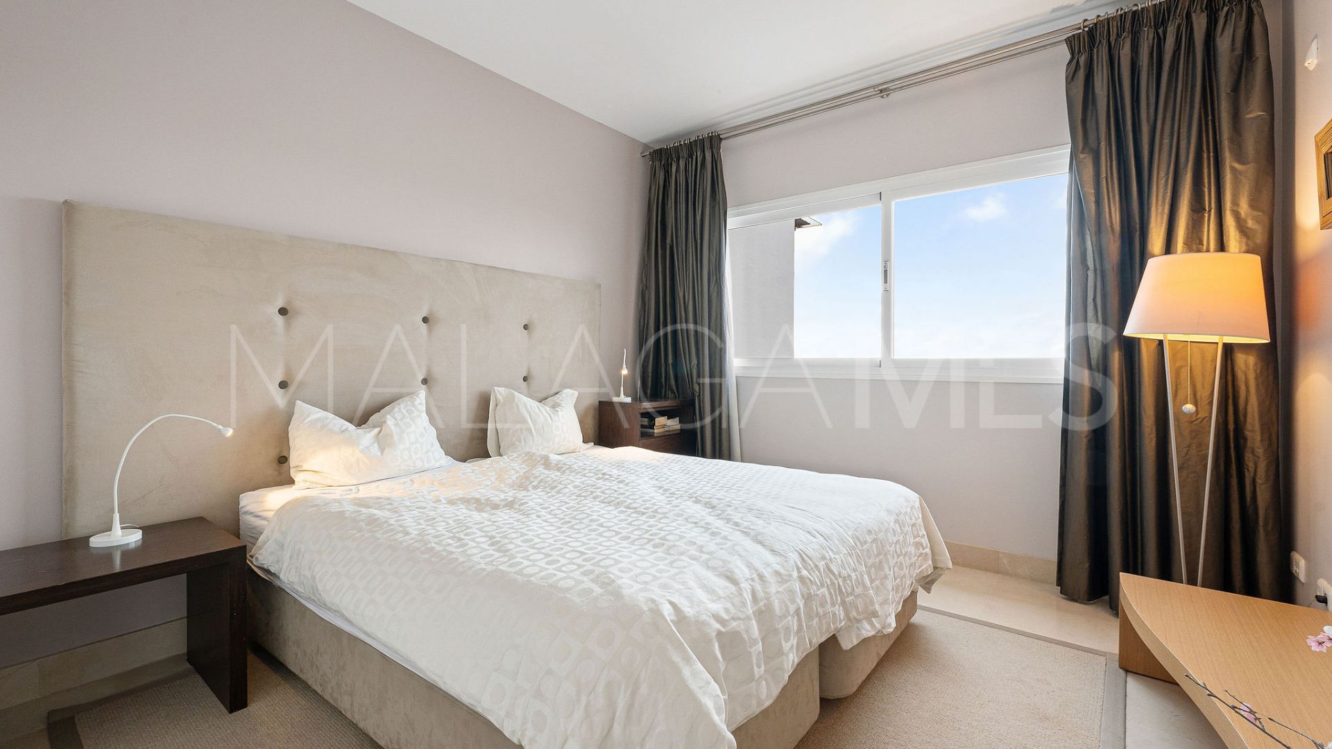 Duplex penthouse for sale in Las Tortugas de Aloha