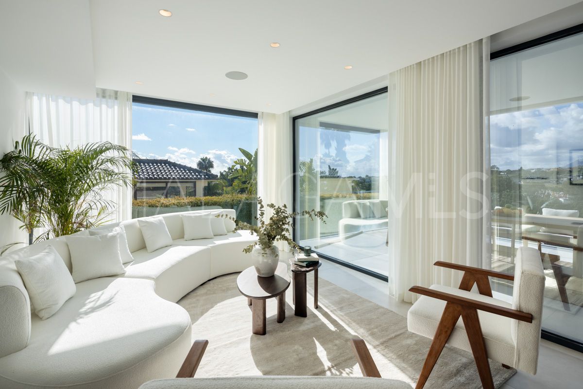 Nueva Andalucia, villa for sale with 6 bedrooms