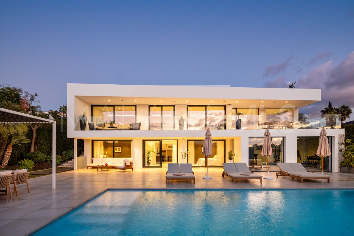 Nueva Andalucia, villa for sale with 6 bedrooms