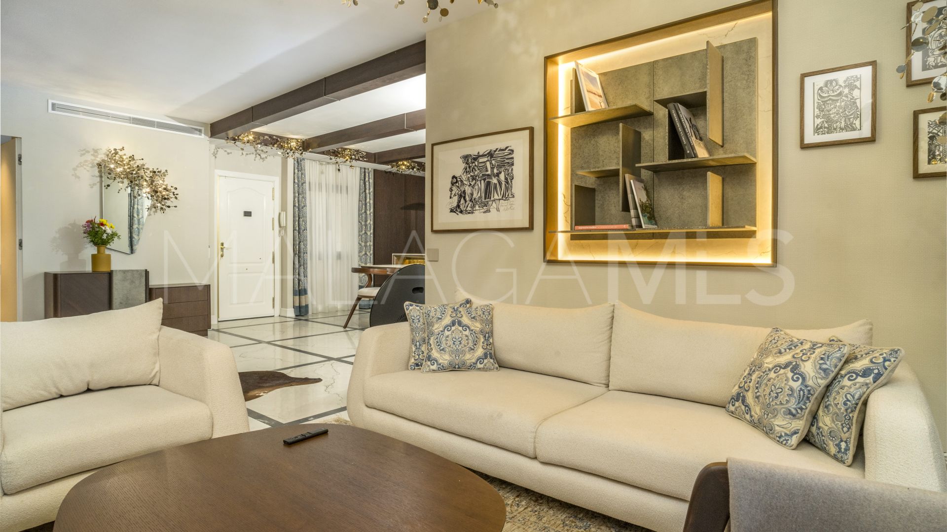 Markplanslägenhet for sale in Los Naranjos de Marbella