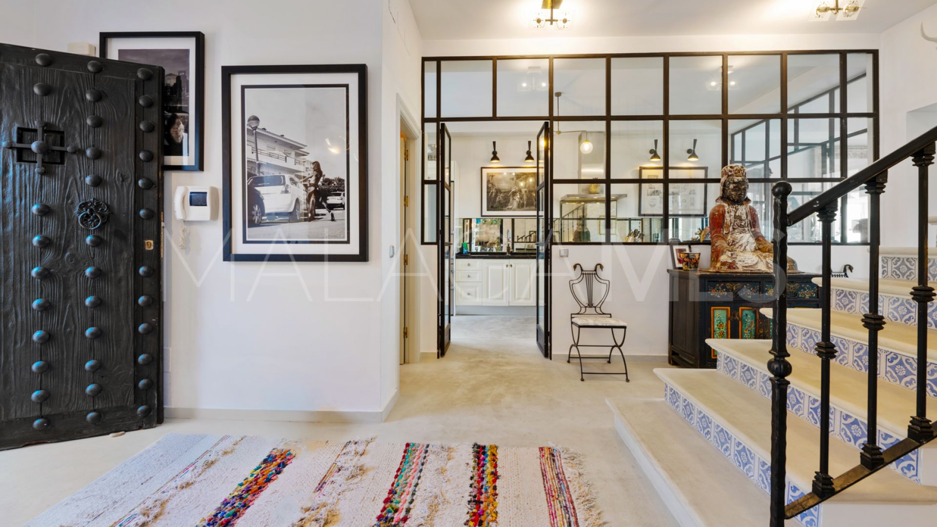 Villa pareada for sale in Marbella Hill Club with 4 bedrooms