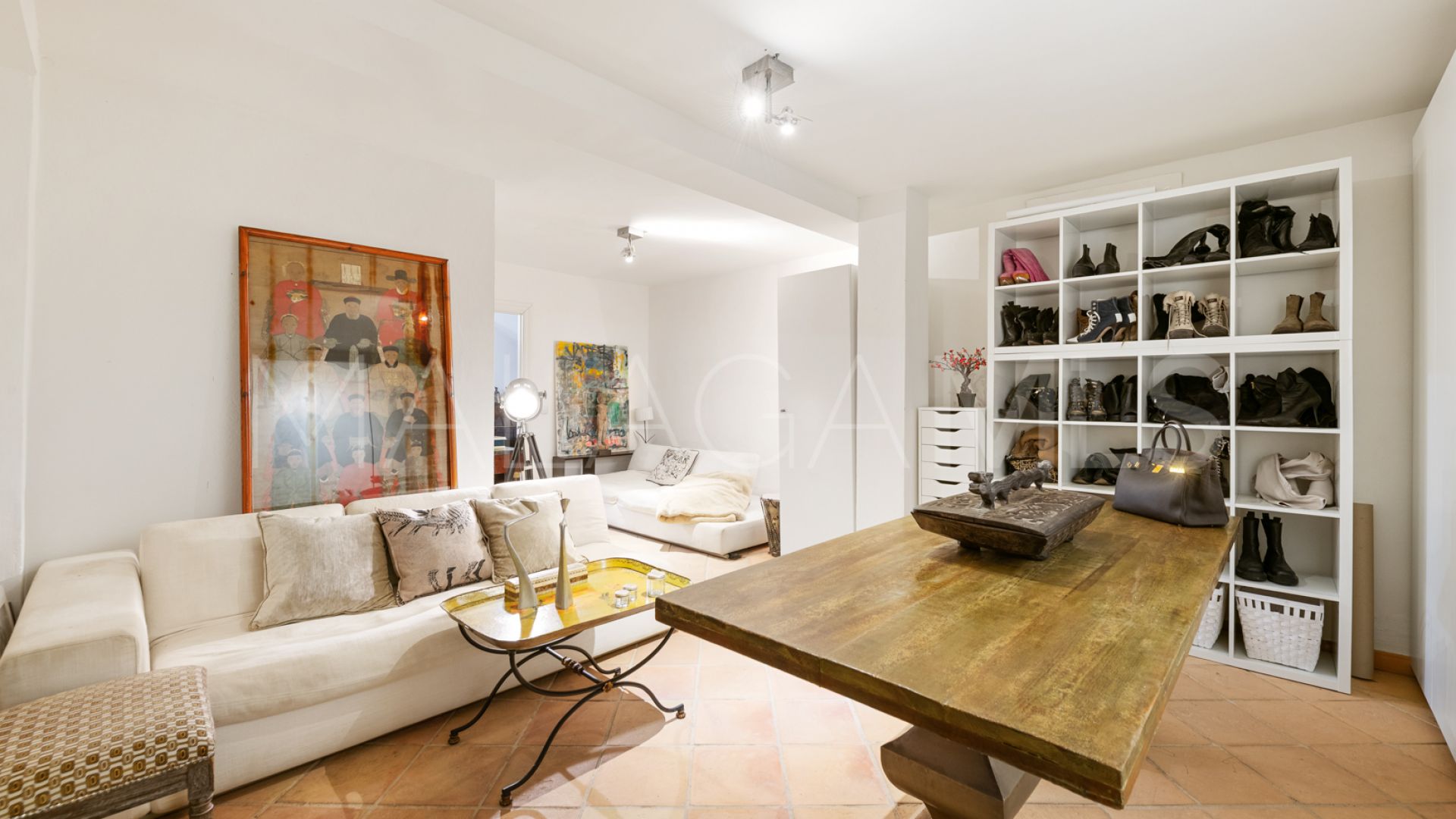 Villa pareada for sale in Marbella Hill Club with 4 bedrooms